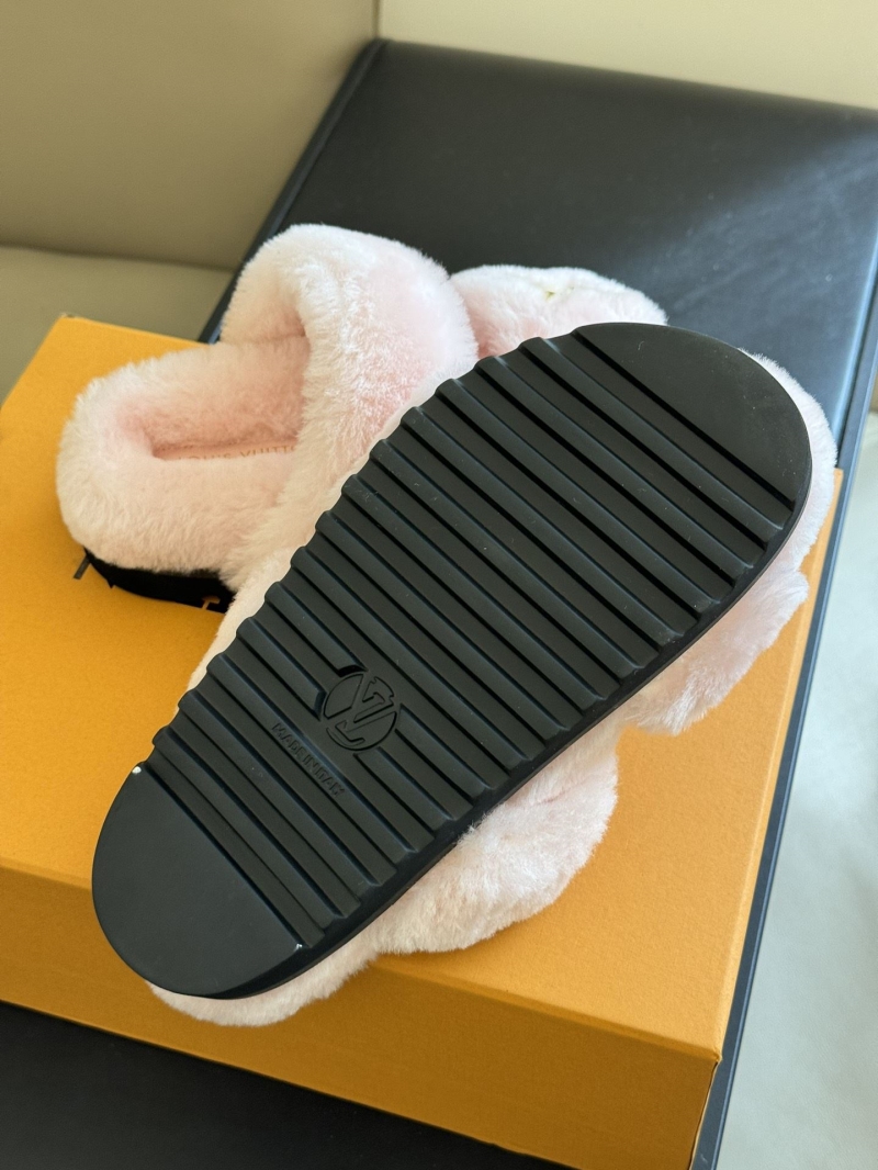 Louis Vuitton Slippers